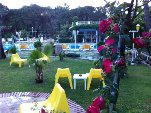 Gri-mar Hotel Llanca